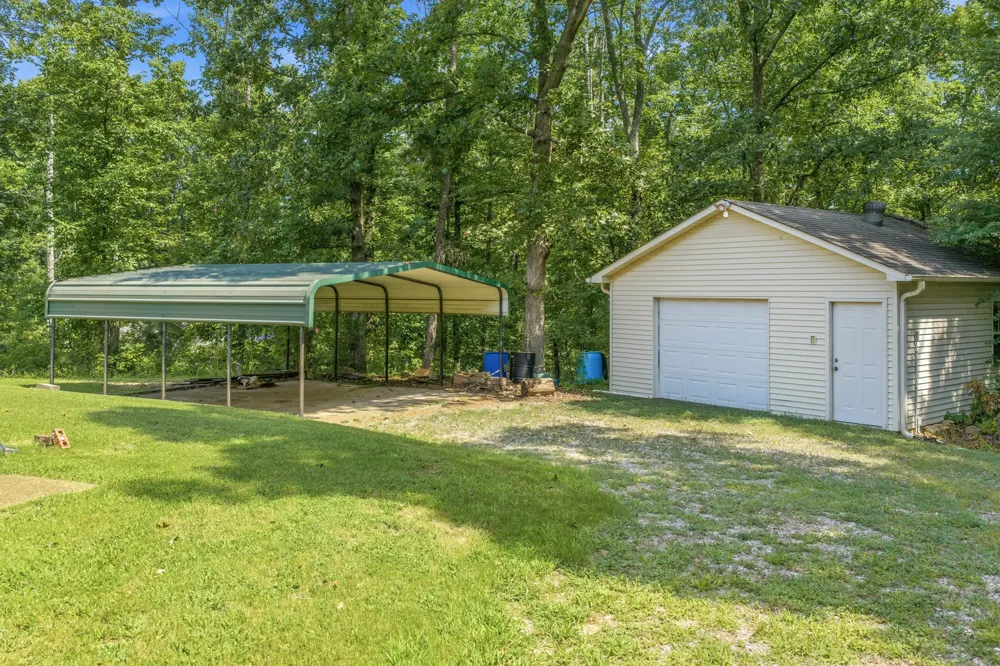 32 Fairway Pl Selmer, TN 38375