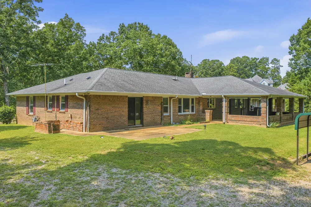 32 Fairway Pl Selmer, TN 38375