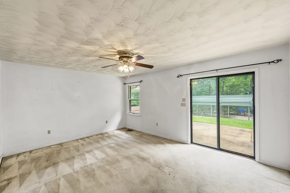 32 Fairway Pl Selmer, TN 38375