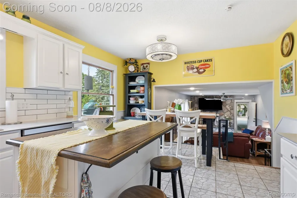 54260 9 Mile Road Lyon Charter Township, MI 48167