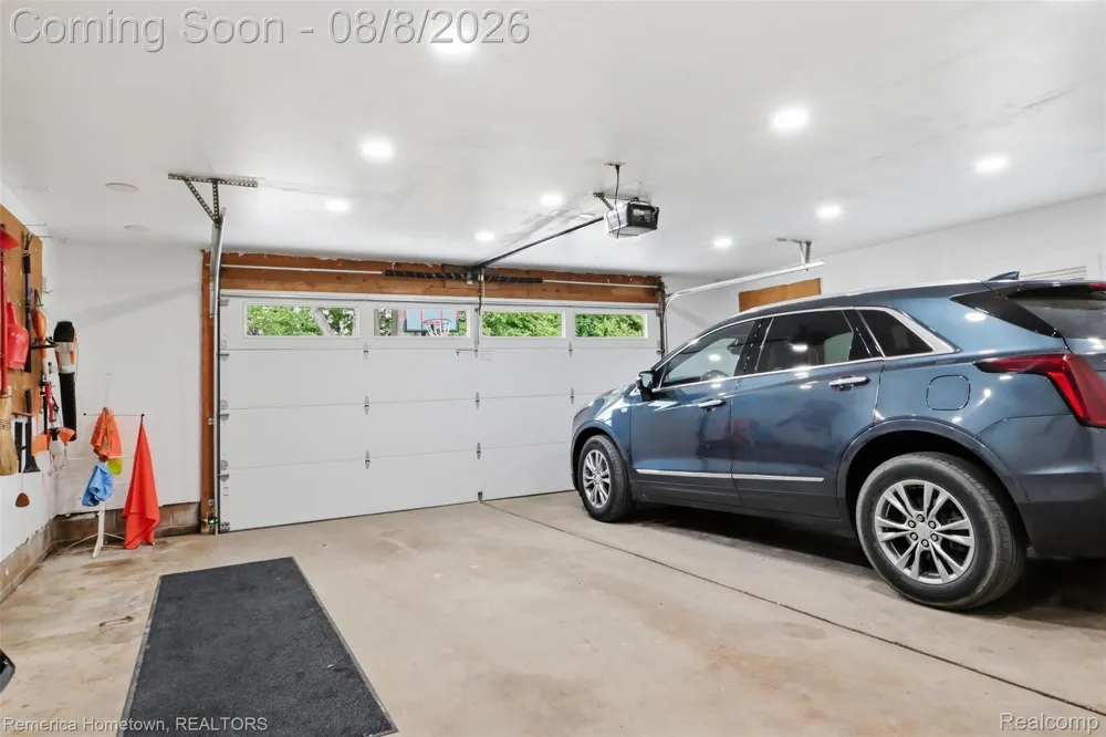 54260 9 Mile Road Lyon Charter Township, MI 48167