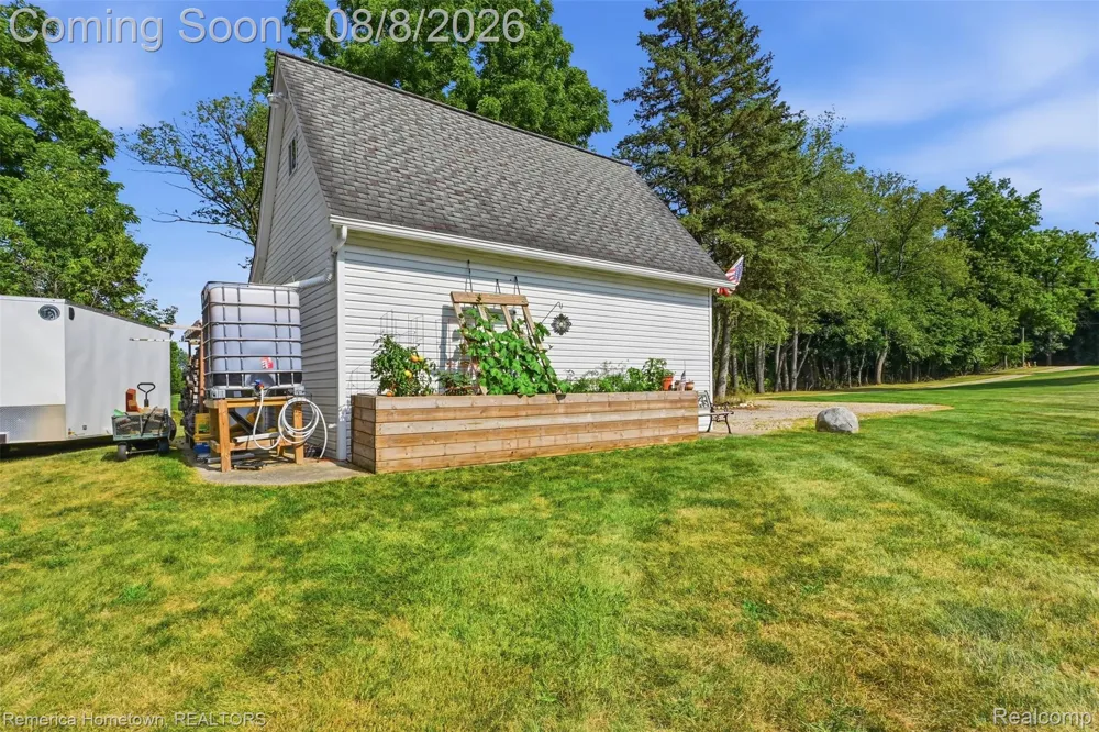 54260 9 Mile Road Lyon Charter Township, MI 48167