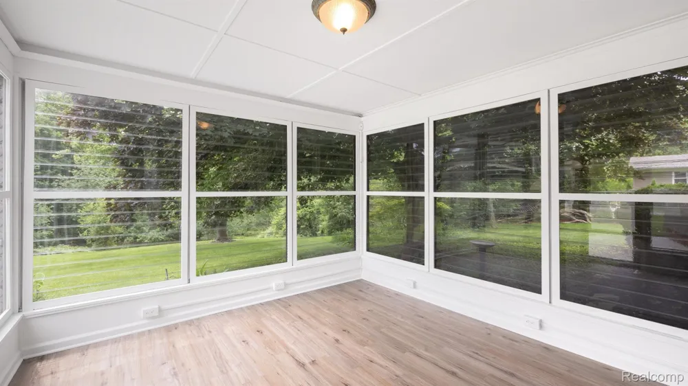 4845 KEITHDALE LANE Bloomfield Charter Township, MI 48302