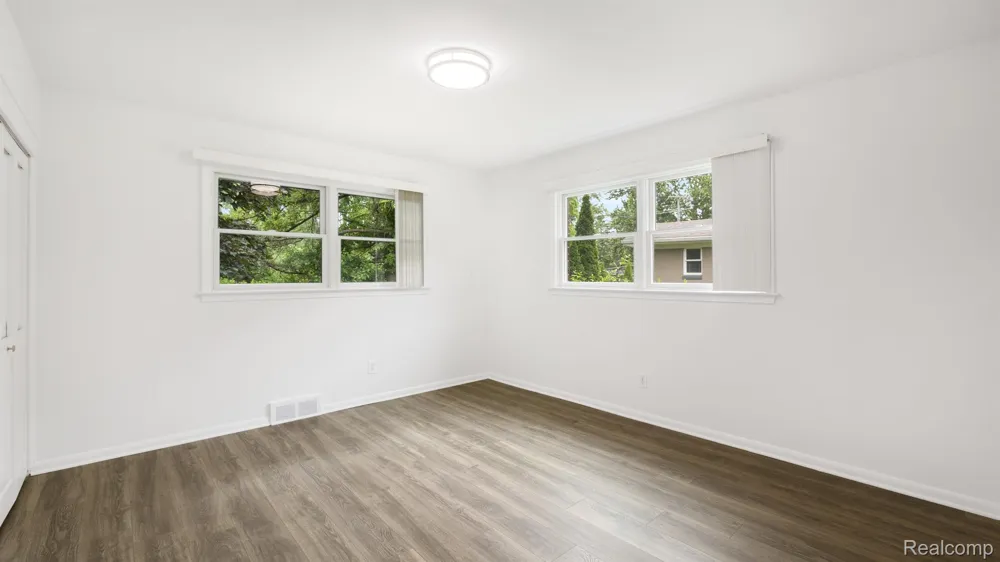 4845 KEITHDALE LANE Bloomfield Charter Township, MI 48302