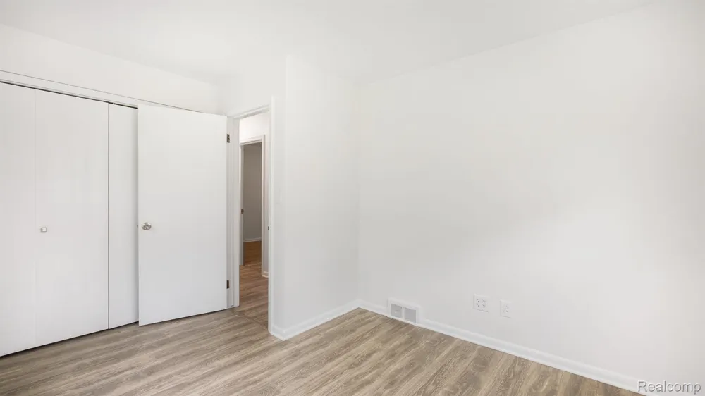 4845 KEITHDALE LANE Bloomfield Charter Township, MI 48302