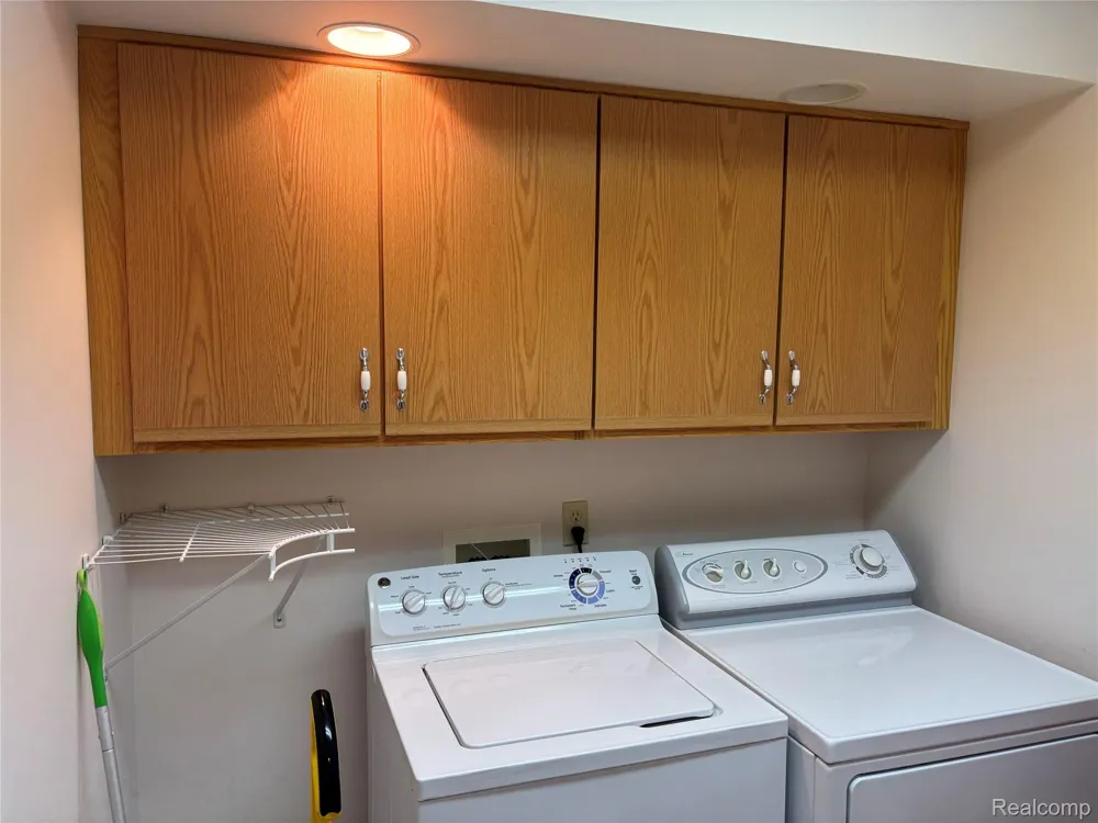 5353 Wyndemere Common Square Mundy Township, MI 48473