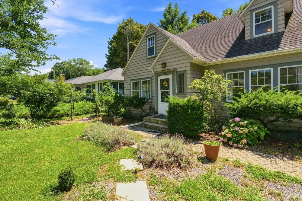 140 Orchard Lane Benton Charter Township, MI 49022