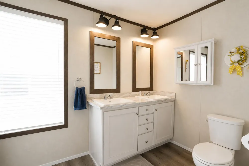 1238 Ashbrook Street NE Plainfield Charter Township, MI 49306