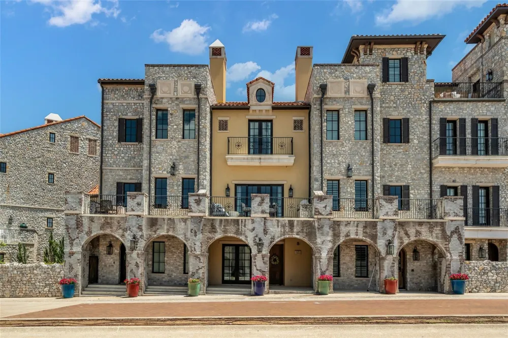 69 Cortes Drive Westlake, TX 76262