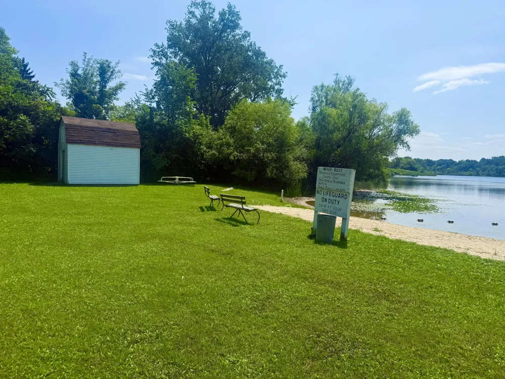4283 Woodstock Road Waterford, MI 48328