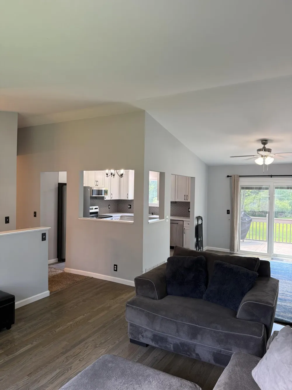 4283 Woodstock Road Waterford, MI 48328