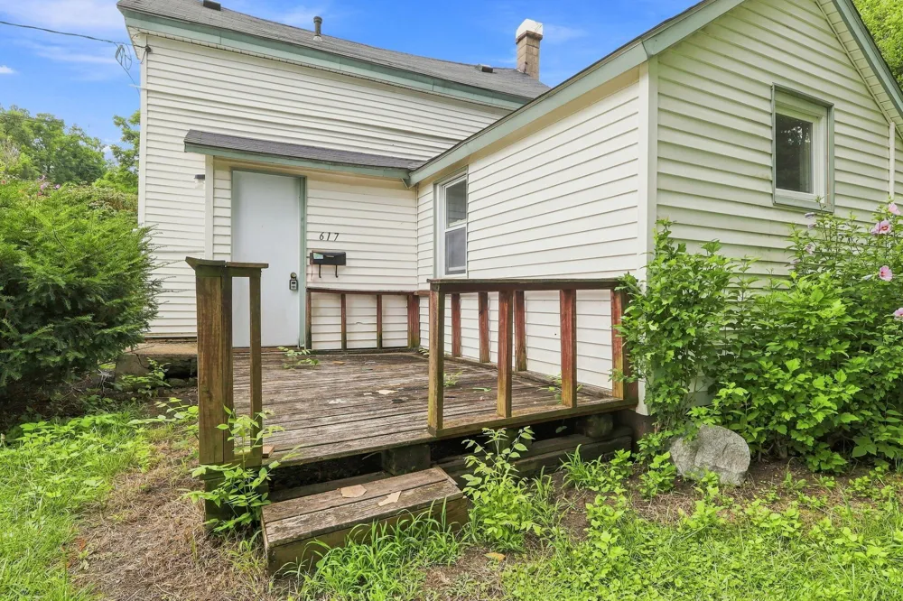 617 3rd Street Niles, MI 49120