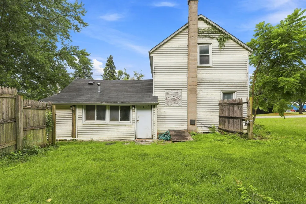 617 3rd Street Niles, MI 49120