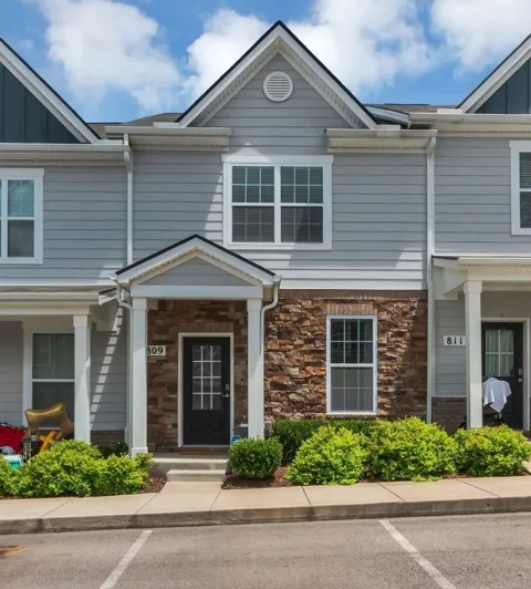 809 Dallas Dr