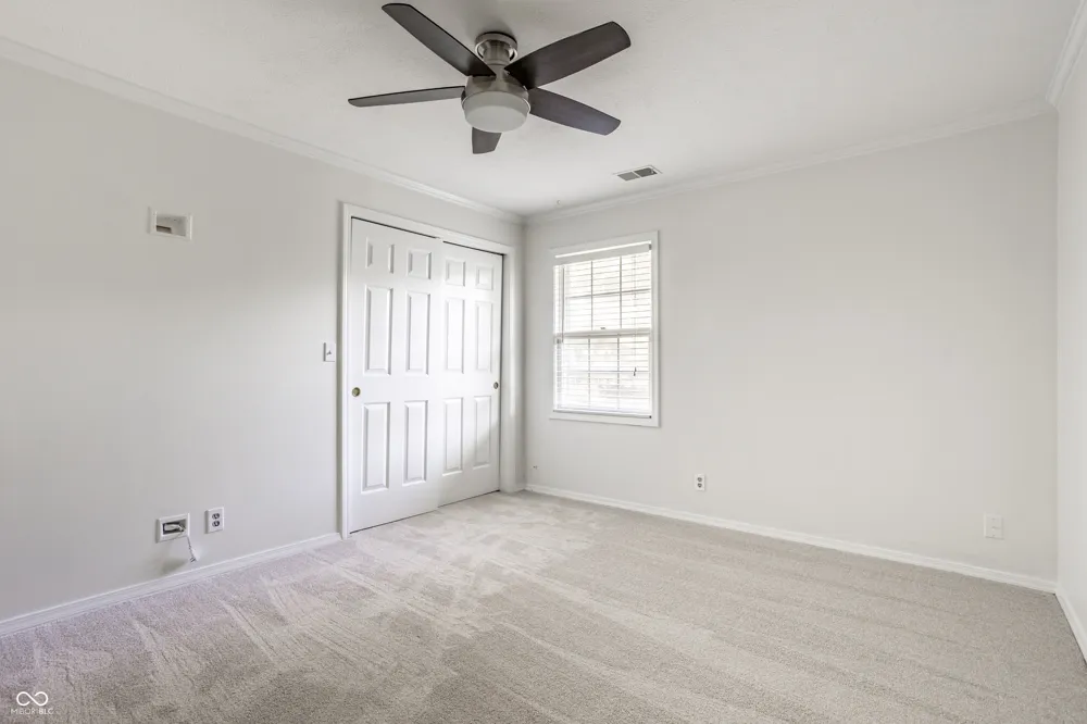 1316 Kings Cove Court Indianapolis, IN 46260