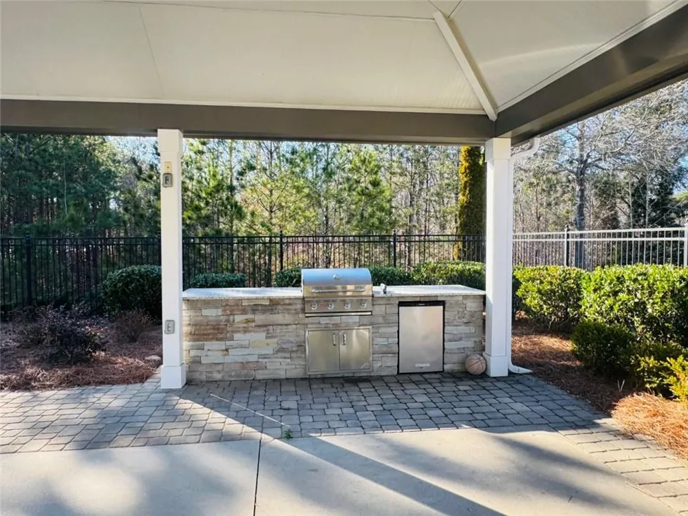 2104 McFarlin Lane Alpharetta, GA 30004