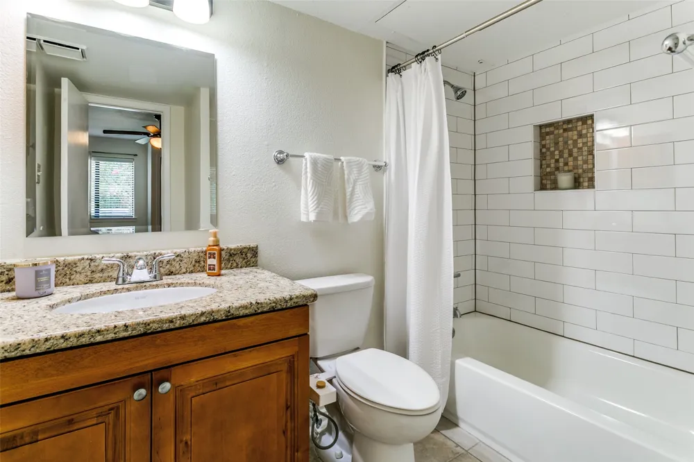 5765 Cedar Creek Drive Benbrook, TX 76109