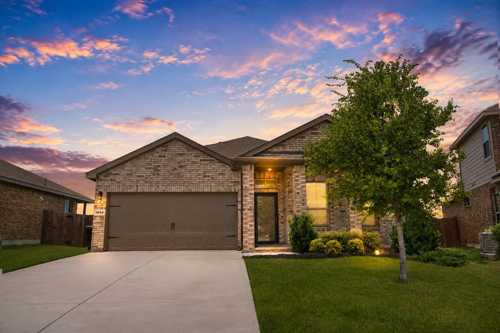 1804 Mensa Drive Haslet, TX 76052