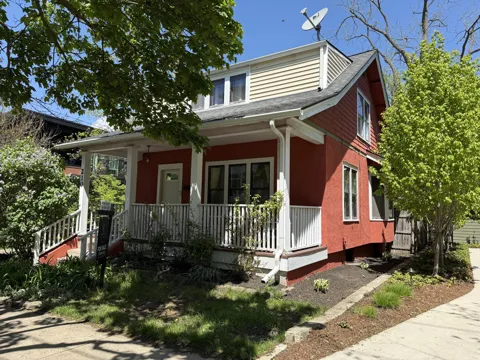 210 W Kingsley Street