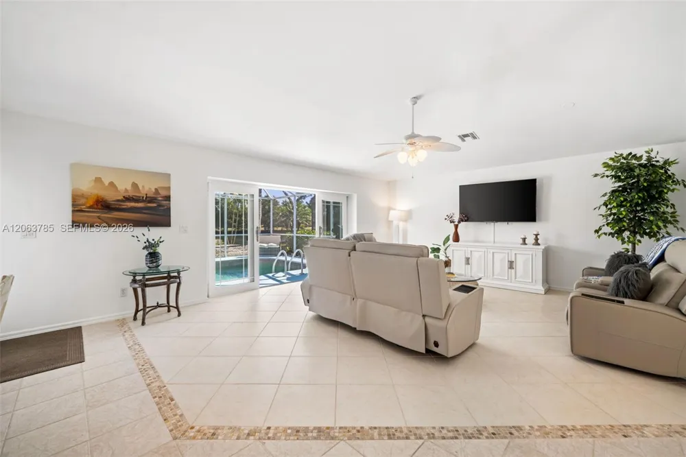 21489 SHERIDAN RUN Estero, FL 33928