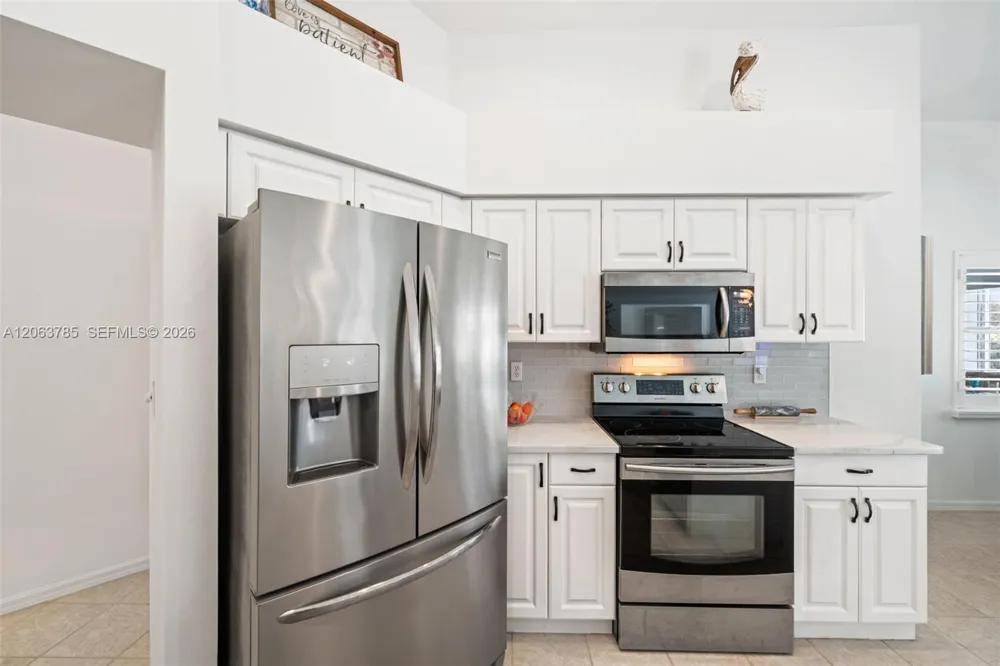 21489 SHERIDAN RUN Estero, FL 33928