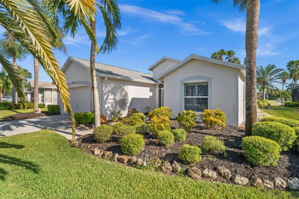 21489 SHERIDAN RUN Estero, FL 33928