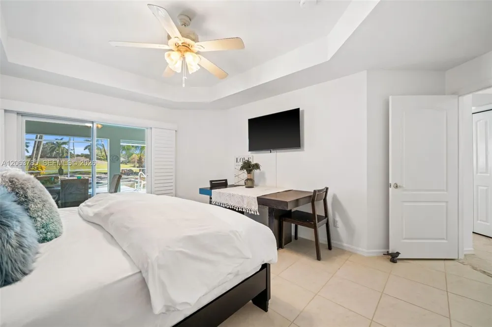 21489 SHERIDAN RUN Estero, FL 33928