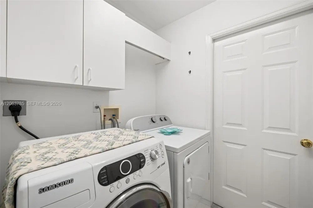 21489 SHERIDAN RUN Estero, FL 33928