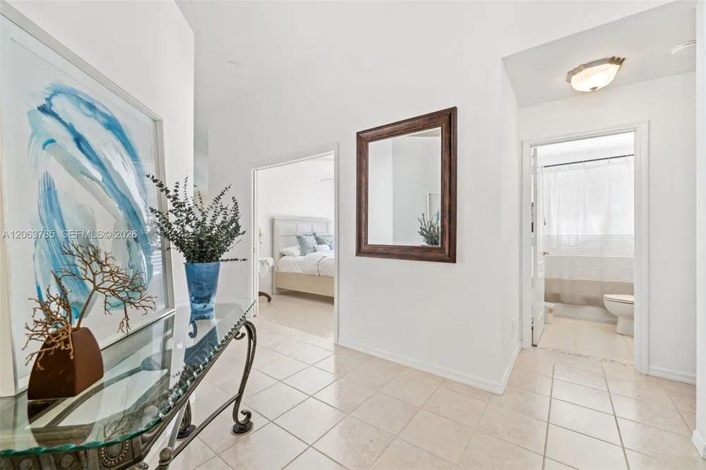 21489 SHERIDAN RUN Estero, FL 33928