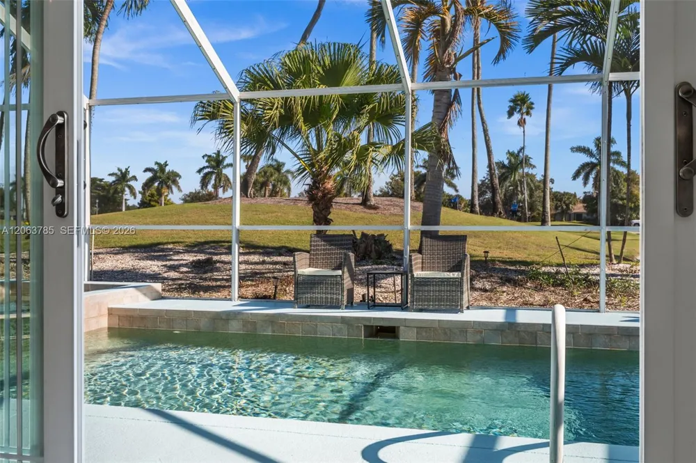 21489 SHERIDAN RUN Estero, FL 33928