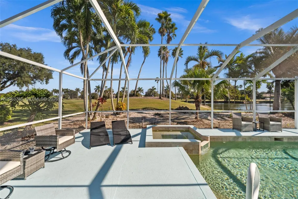 21489 SHERIDAN RUN Estero, FL 33928