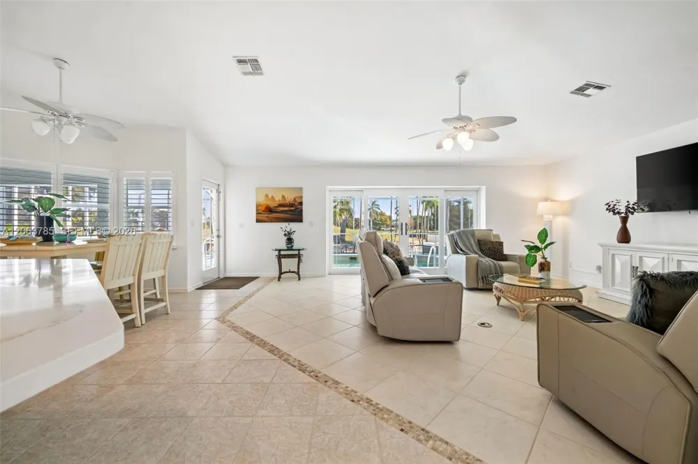 21489 SHERIDAN RUN Estero, FL 33928