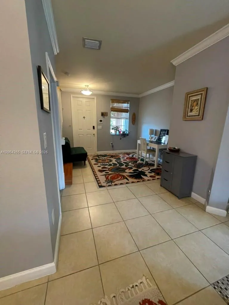 9217 SW 227th St #12 Cutler Bay, FL 33190