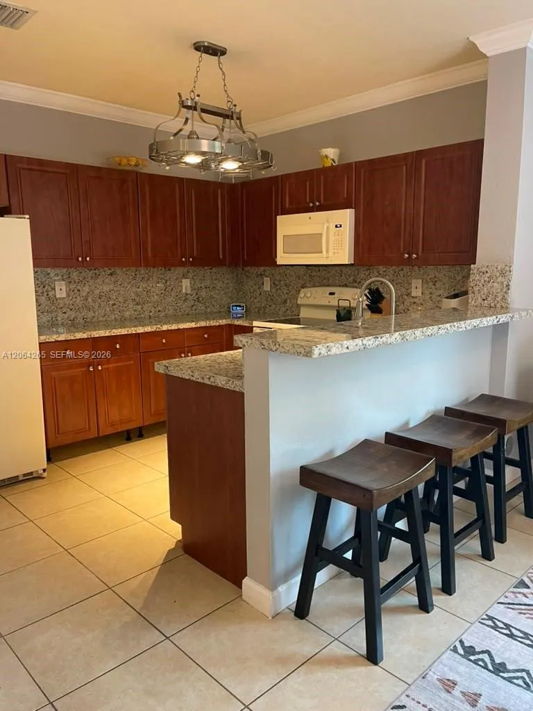 9217 SW 227th St #12 Cutler Bay, FL 33190