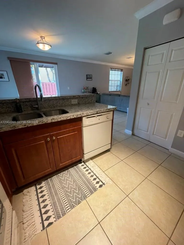 9217 SW 227th St #12 Cutler Bay, FL 33190