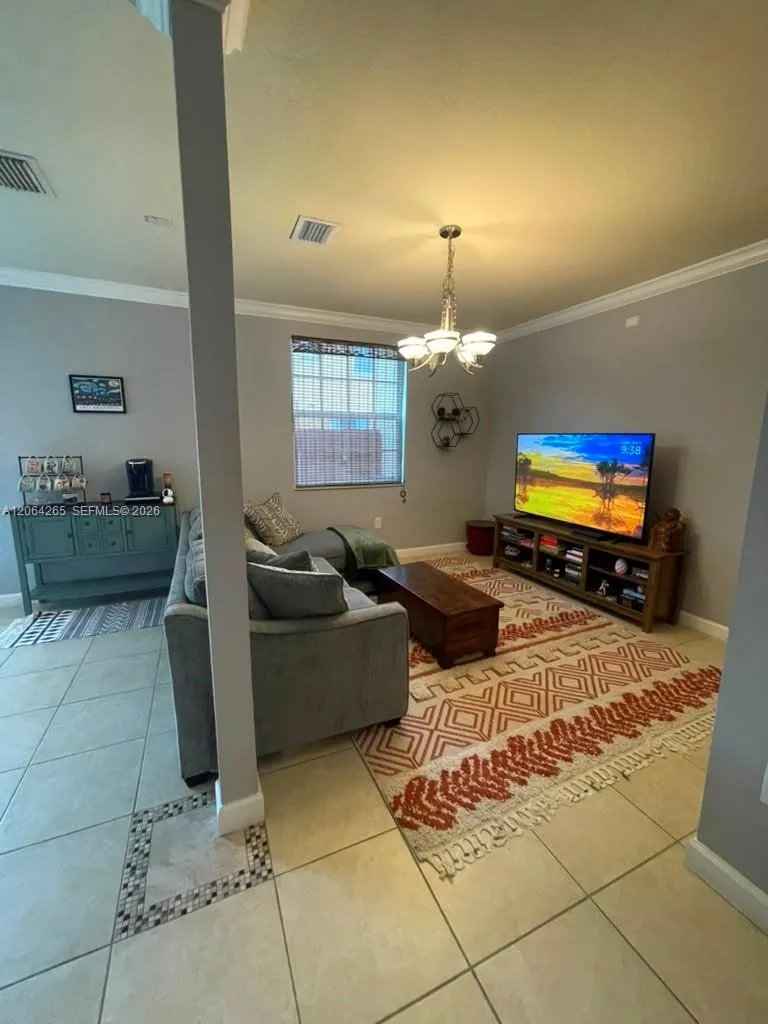 9217 SW 227th St #12 Cutler Bay, FL 33190