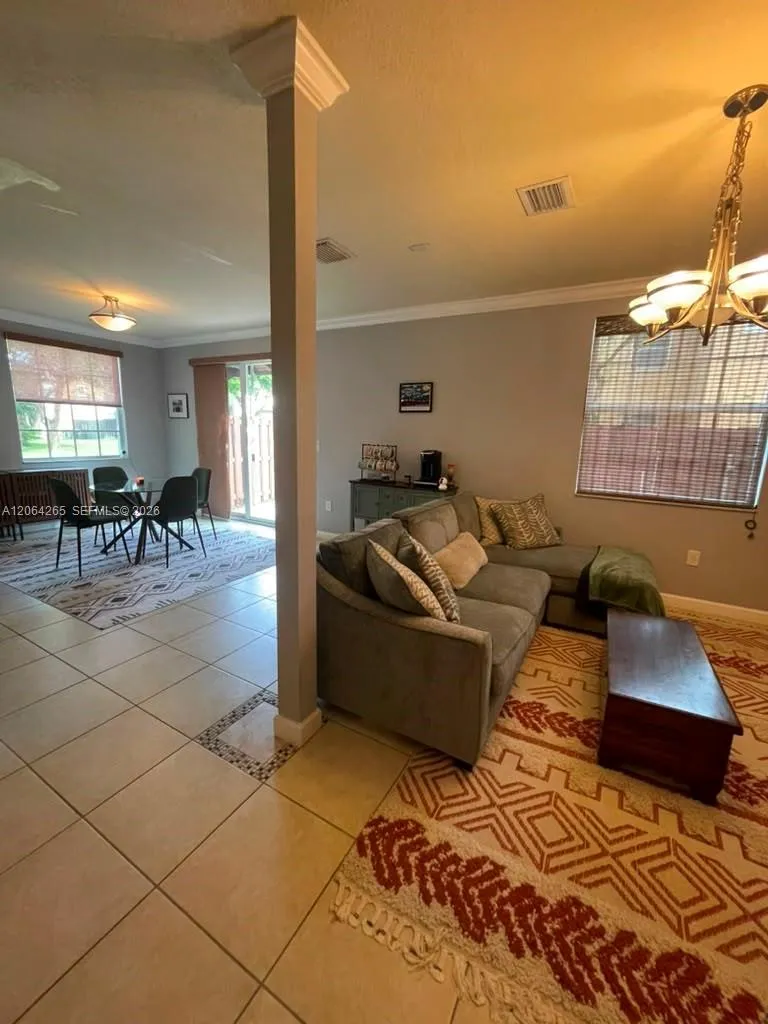 9217 SW 227th St #12 Cutler Bay, FL 33190