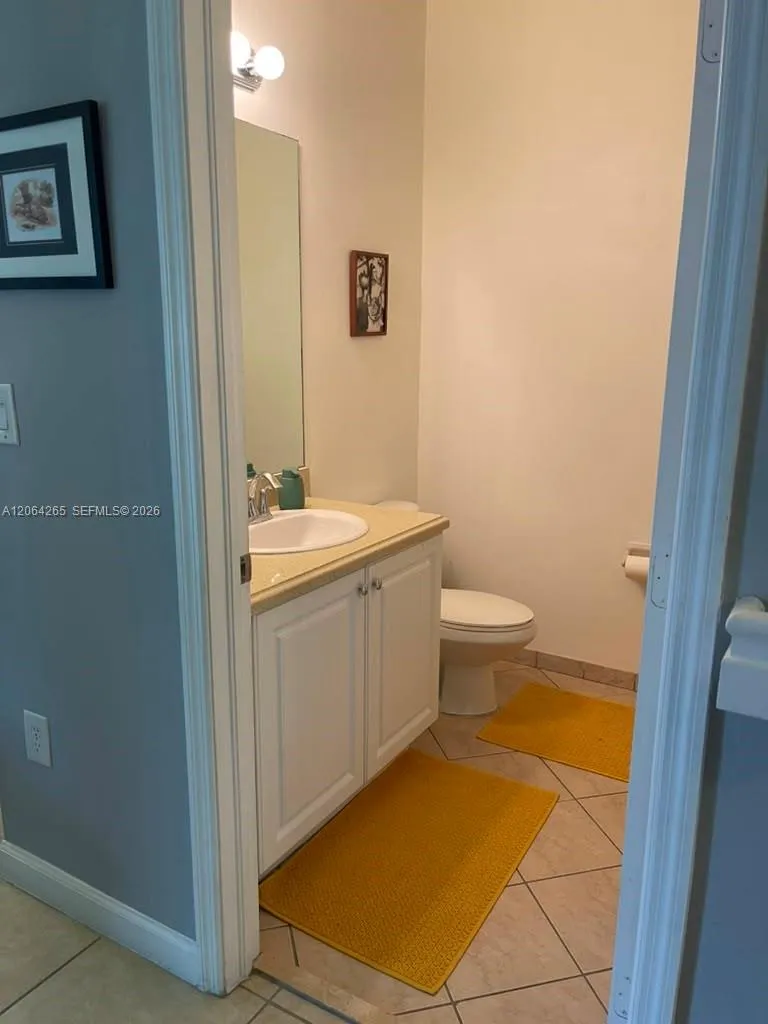 9217 SW 227th St #12 Cutler Bay, FL 33190