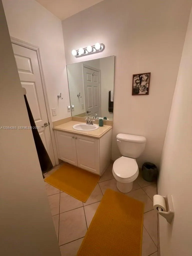 9217 SW 227th St #12 Cutler Bay, FL 33190