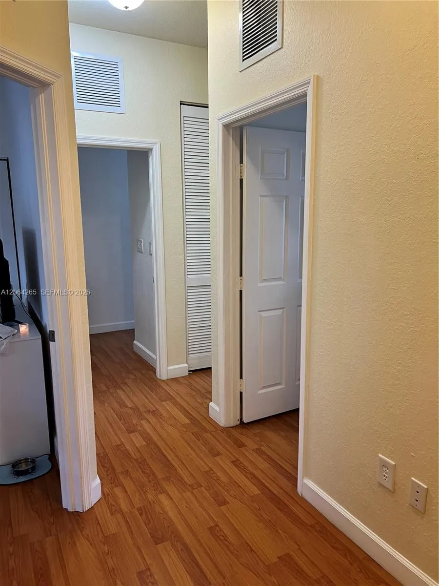 9217 SW 227th St #12 Cutler Bay, FL 33190