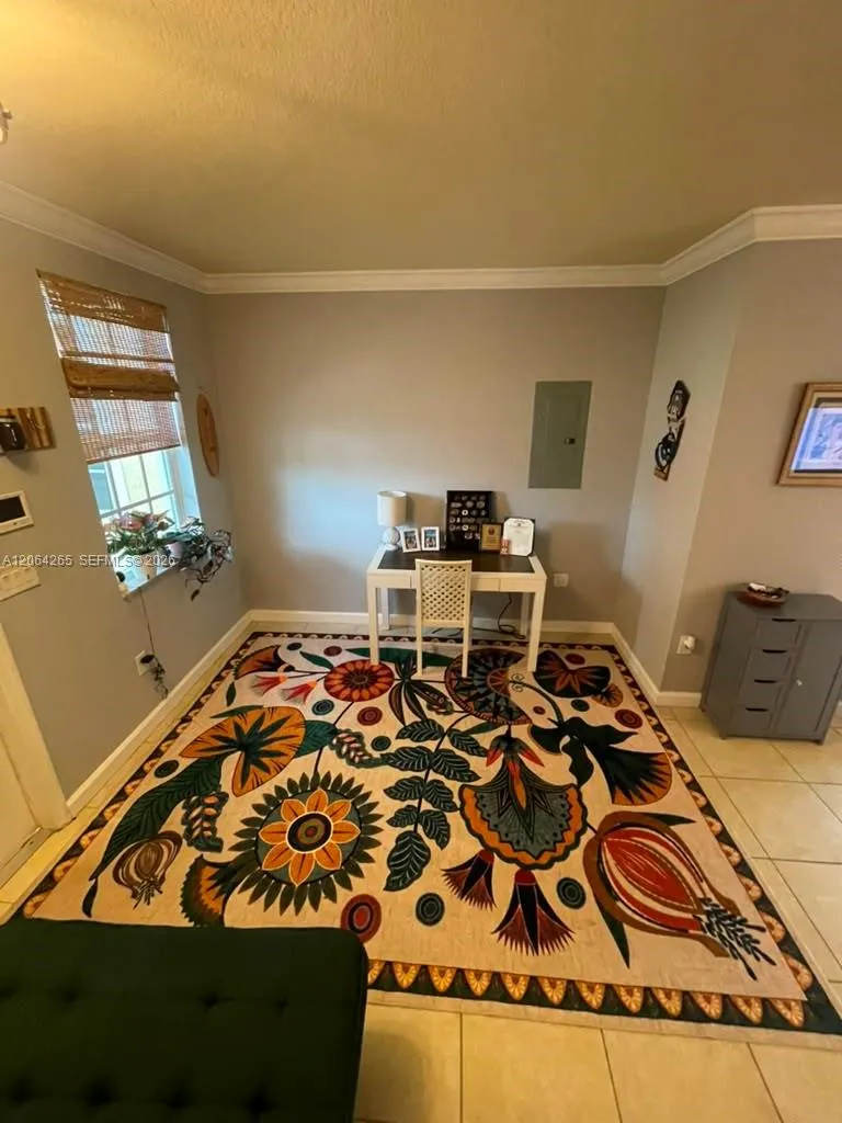 9217 SW 227th St #12 Cutler Bay, FL 33190