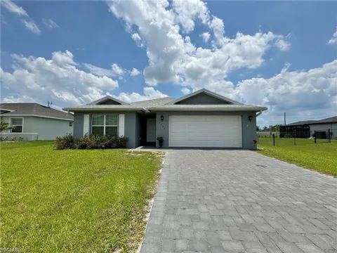1424 NW 4th Street