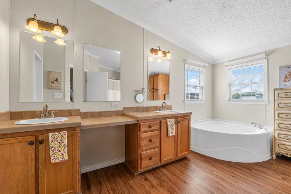 734 County Road 3011 Dayton, TX 77535