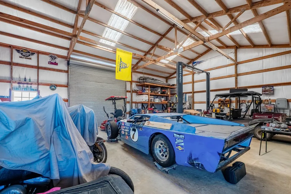 734 County Road 3011 Dayton, TX 77535