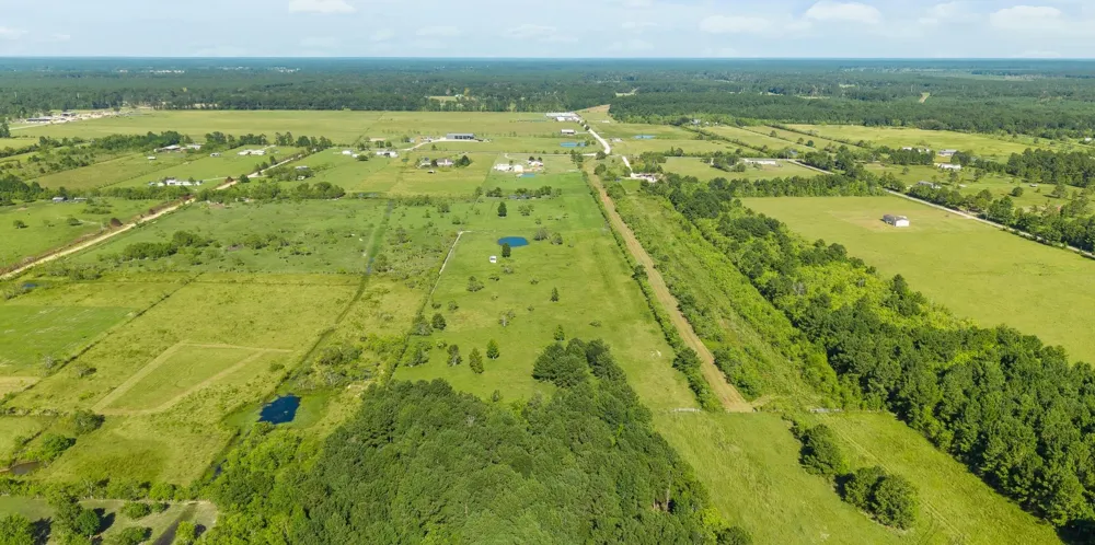 734 County Road 3011 Dayton, TX 77535