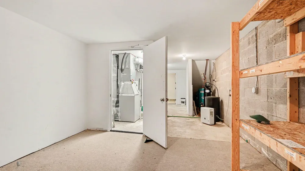 8753 Pleasant Lake Road Ann Arbor, MI 48103