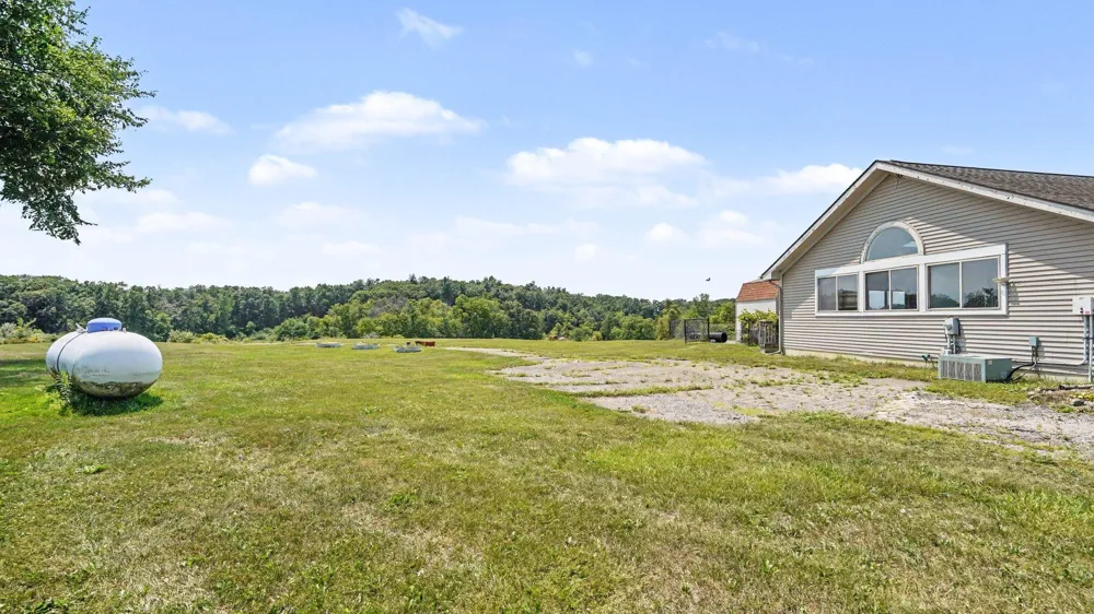 8753 Pleasant Lake Road Ann Arbor, MI 48103