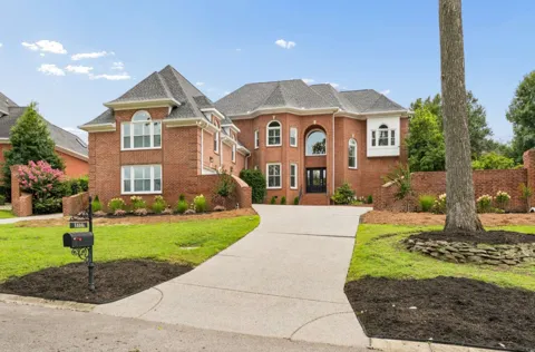 1416 Shannon Pl