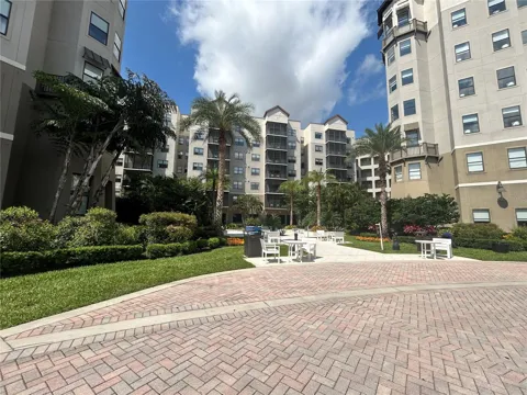 14501 GROVE RESORT AVENUE #1409