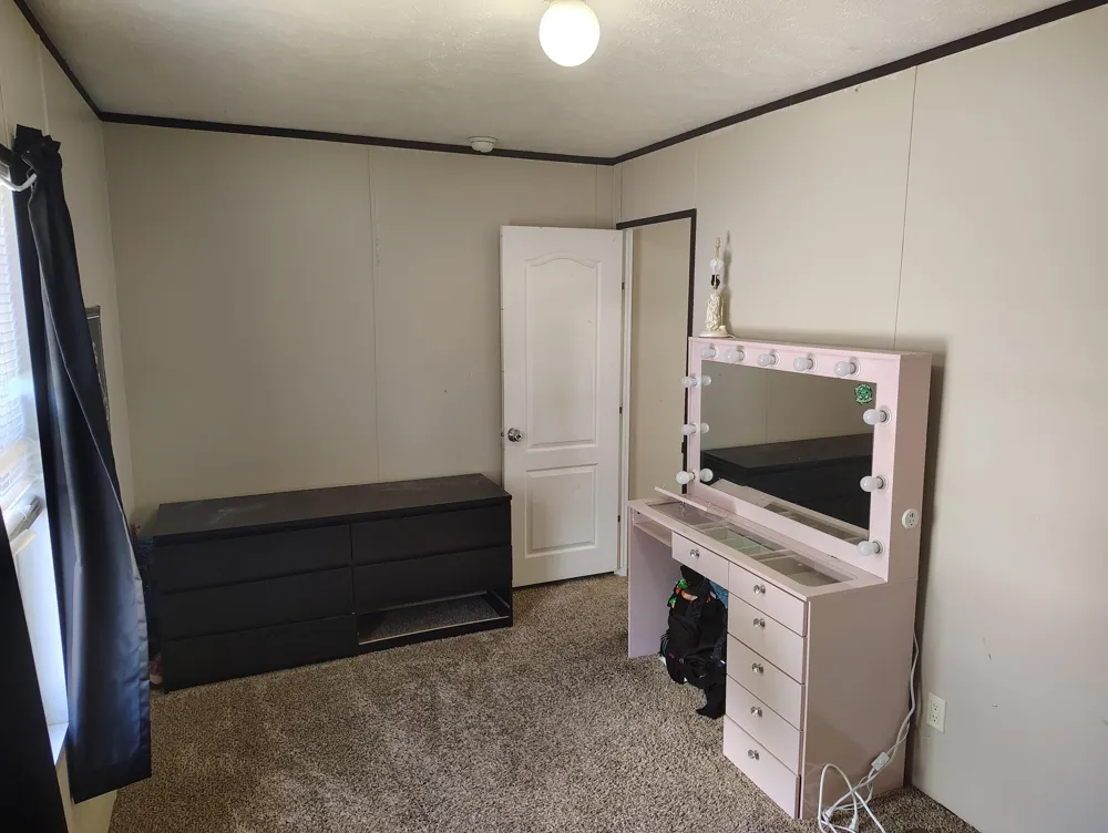 3891 Casper Avenue NW Alpine Township, MI 49544
